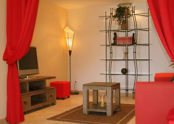 Les Citronniers D'azur *